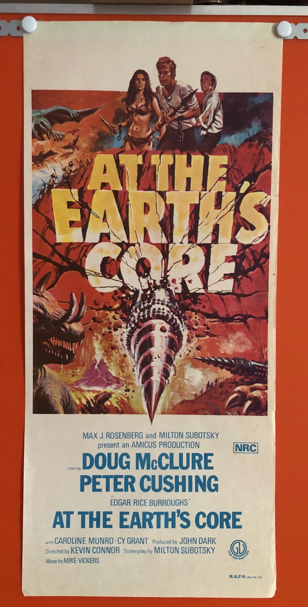 AT THE EARTH'S CORE_9180 (1)