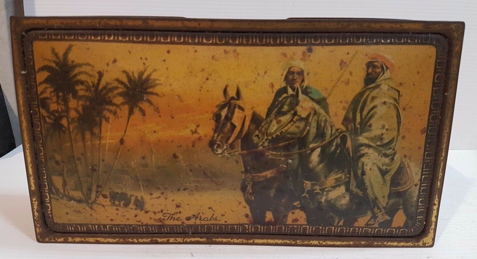 Biscuit-Tea-Sweets-Cigar-Tin-The-Arabs-Mac-Robertsons-122770887329